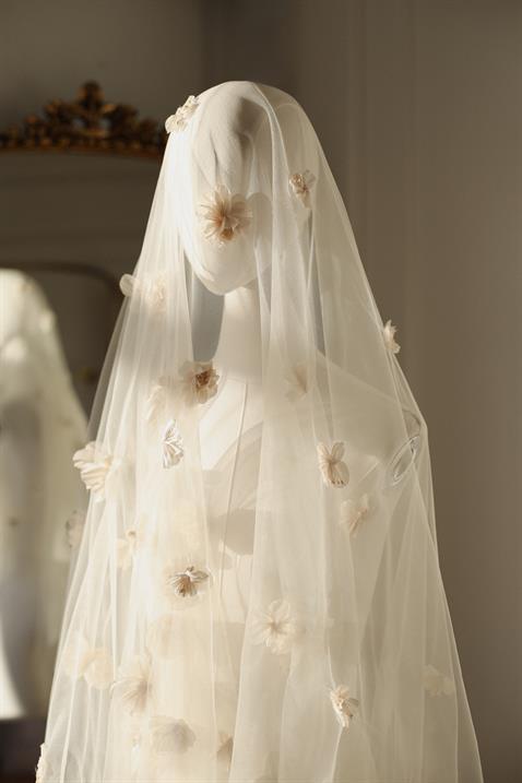 Leticia Duvak — House of Zarif