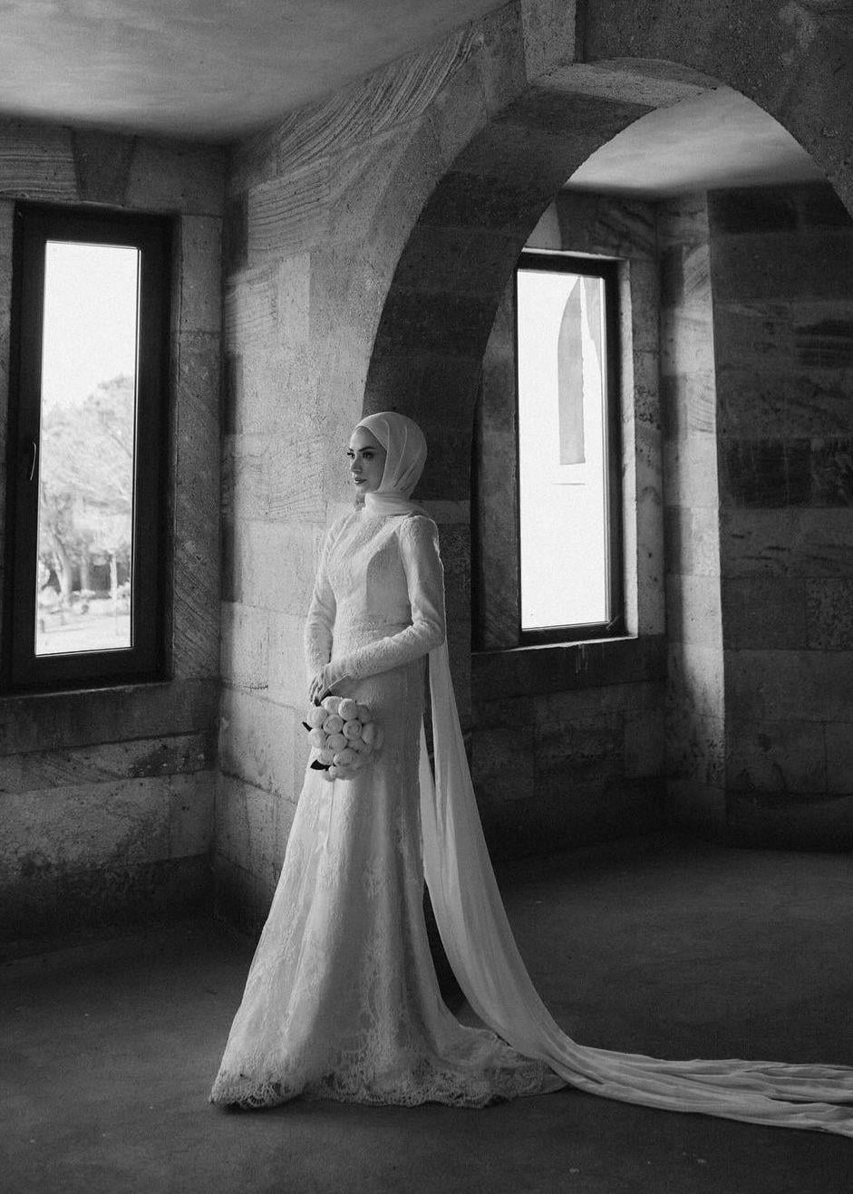 Elif Naz · Özel Tasarım — House of Zarif