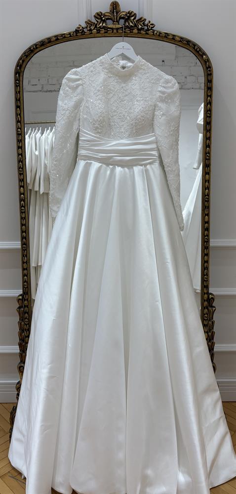 No:146 Ivy — House of Zarif indirim