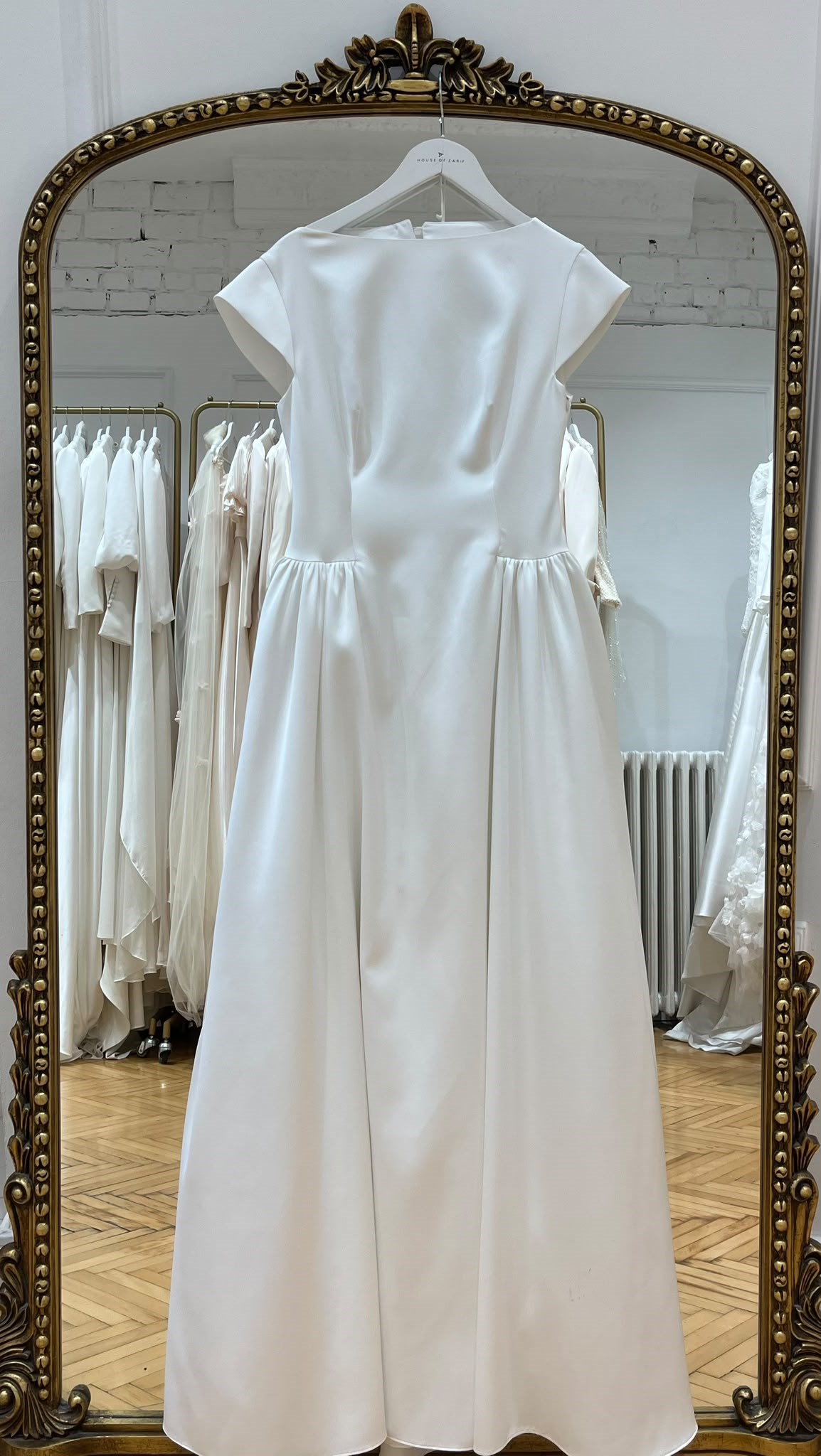 No:174 Hazel — House of Zarif indirim